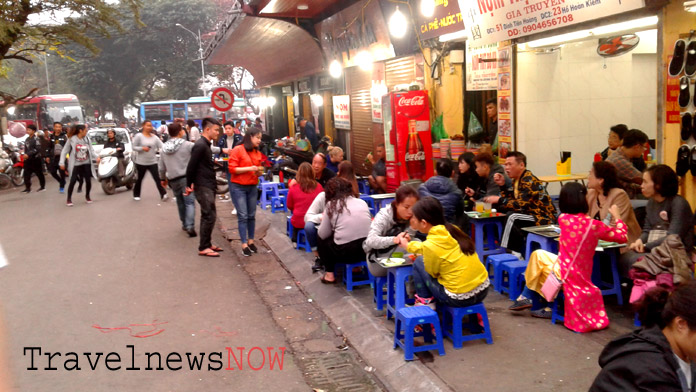 Street restaurants in Hanoi before Tet
